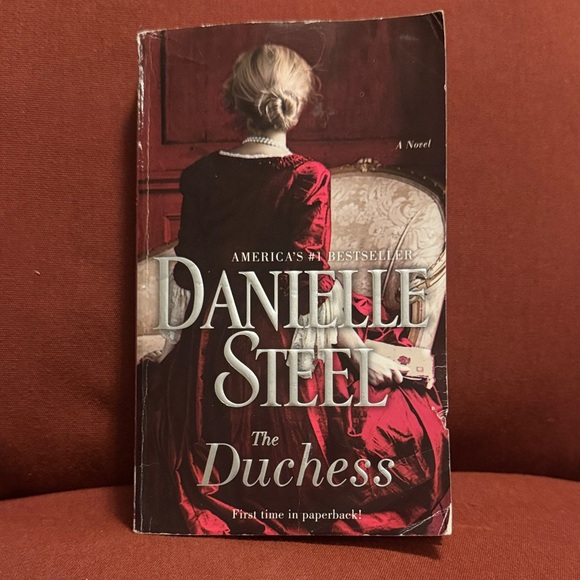 Other - The Duchess by Danielle Steel Paperback